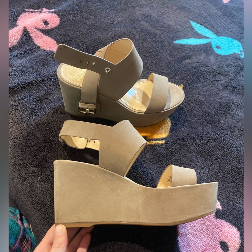 Vince camuto wedge heel with double strap size 6 1/2